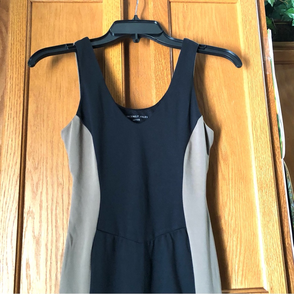 Sincerely Jules Active Open Back Flared Split Hem… - image 2